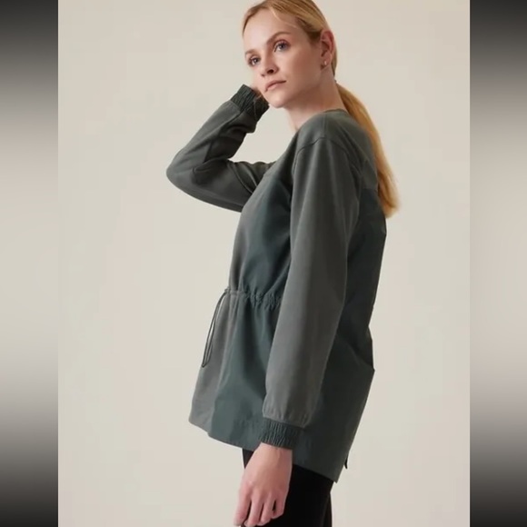 NWT Athleta Triumph Hybrid Crewneck Sweatshirt - Picture 10 of 13